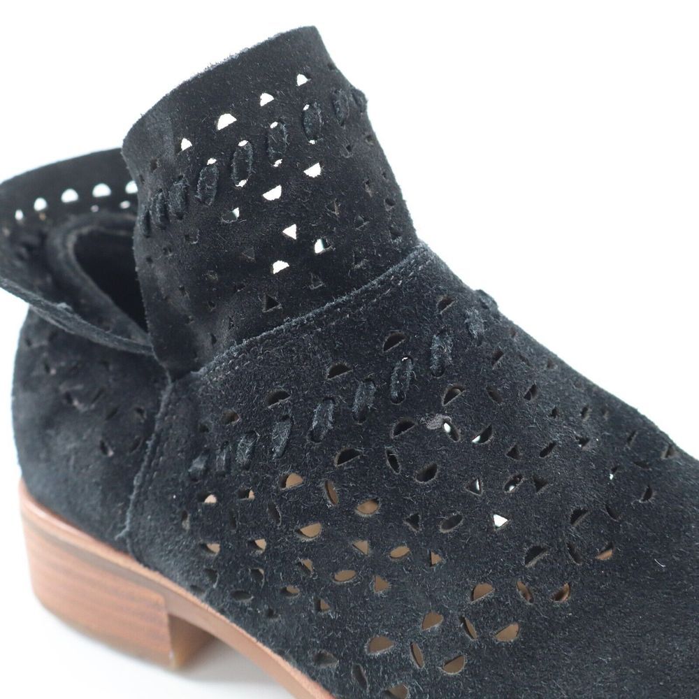 🔥NEW SÖFFT Brinkley Laser Cut Leather Bootie, Black Suede 6US MSRP$85🔥 - Picture 8 of 9